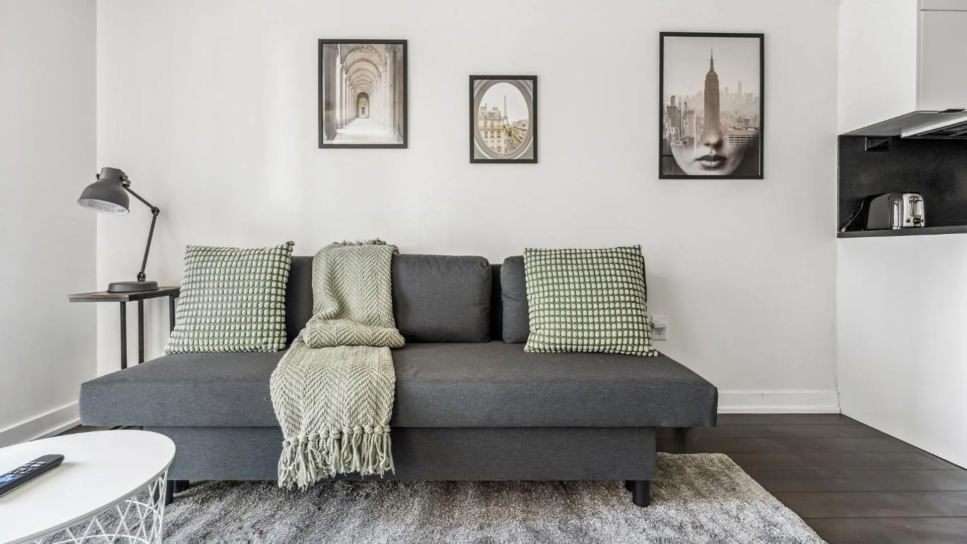Elegant Condo, Toronto Views , Cityplace Downtown 0*,  Καναδάς